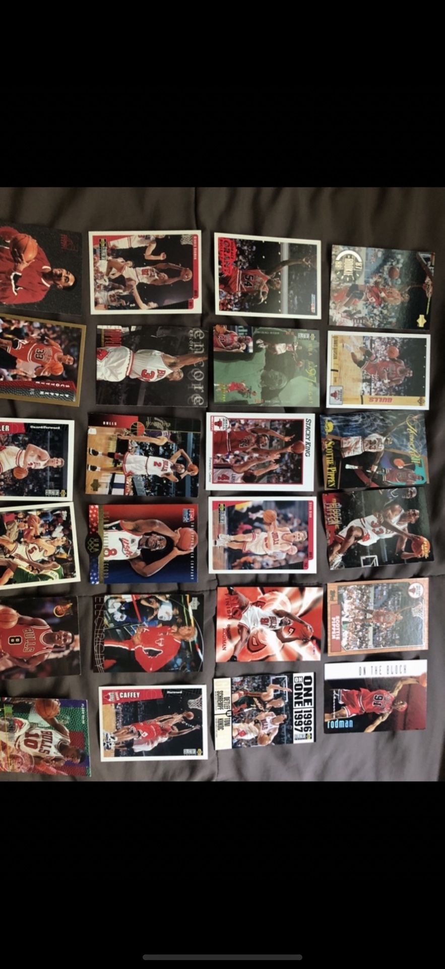 1990’s Chicago Bulls Trading Cards 27 Different Ones