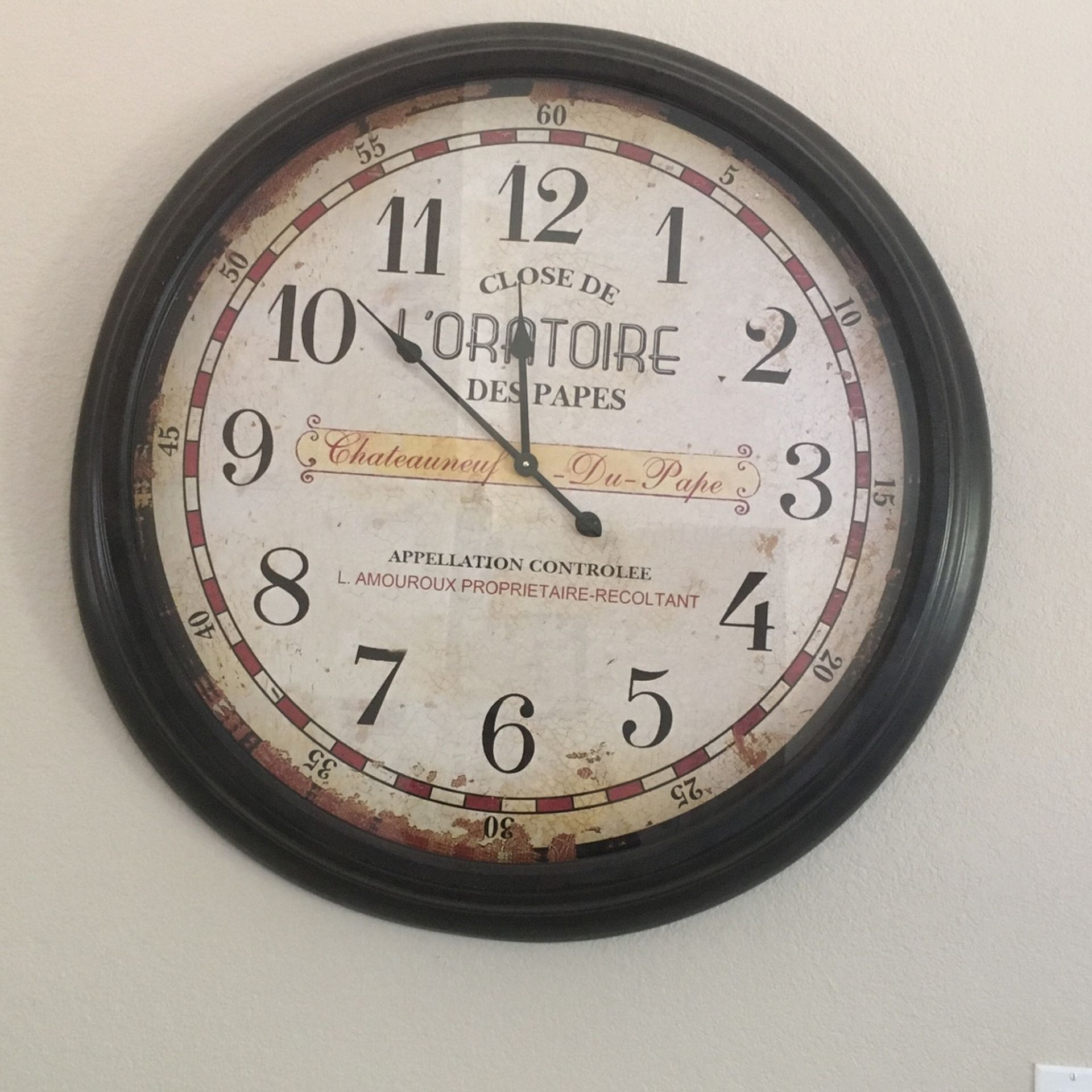 Beautiful Large, Round Decorative Clock