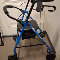 Walker 💙 Gardian Walker Cornflower Blue Best Buy 👌 Sturdy! Pro Assembled... Nice Walker for Hims 💪  💙or...hers ! 😉   💕 