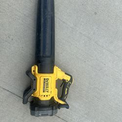 DEWALT 20V MAX 125 MPH 450 CFM Brushless Cordless Battery Powered Blower (Tool Only) NO BATTERY OR CHARGER $100
