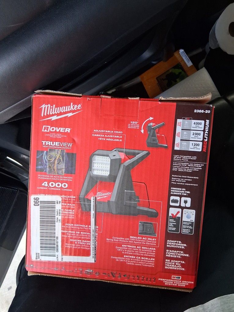 Milwaukee M18 Flood Light Brand New In Boxbrand New In Box Milwaukee M18 Floodlight Originally 149 Selling For Less Than Half Asking $70