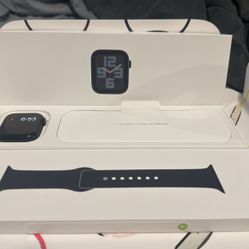2023 Apple Watch SE (GEN 2) 