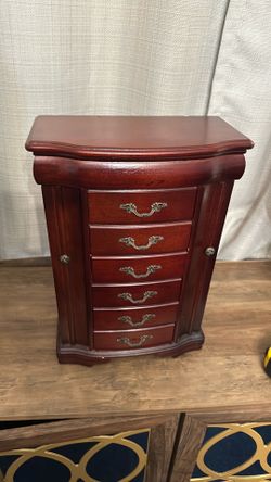 JEWELRY BOX