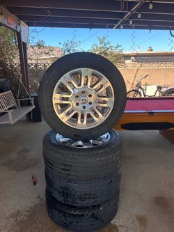 Ford Platinum wheels with tires