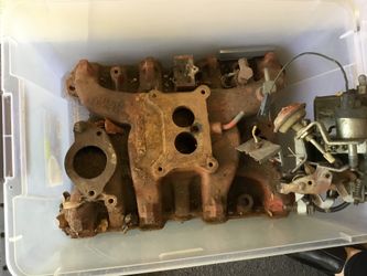 International 345 Intake And Carb