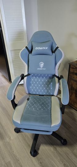 Gaming Chair with Gel Cushions