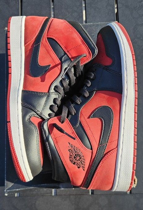 Reverse Bred Jordan 1 Mid
