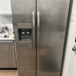Frigidaire Side By Side