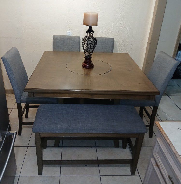 Height Dining Table With Bench 