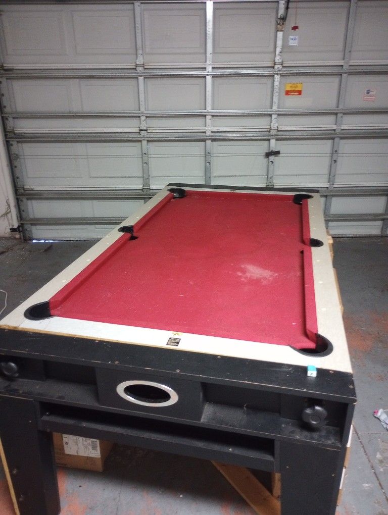 Pool Table/Air Hockey Table 