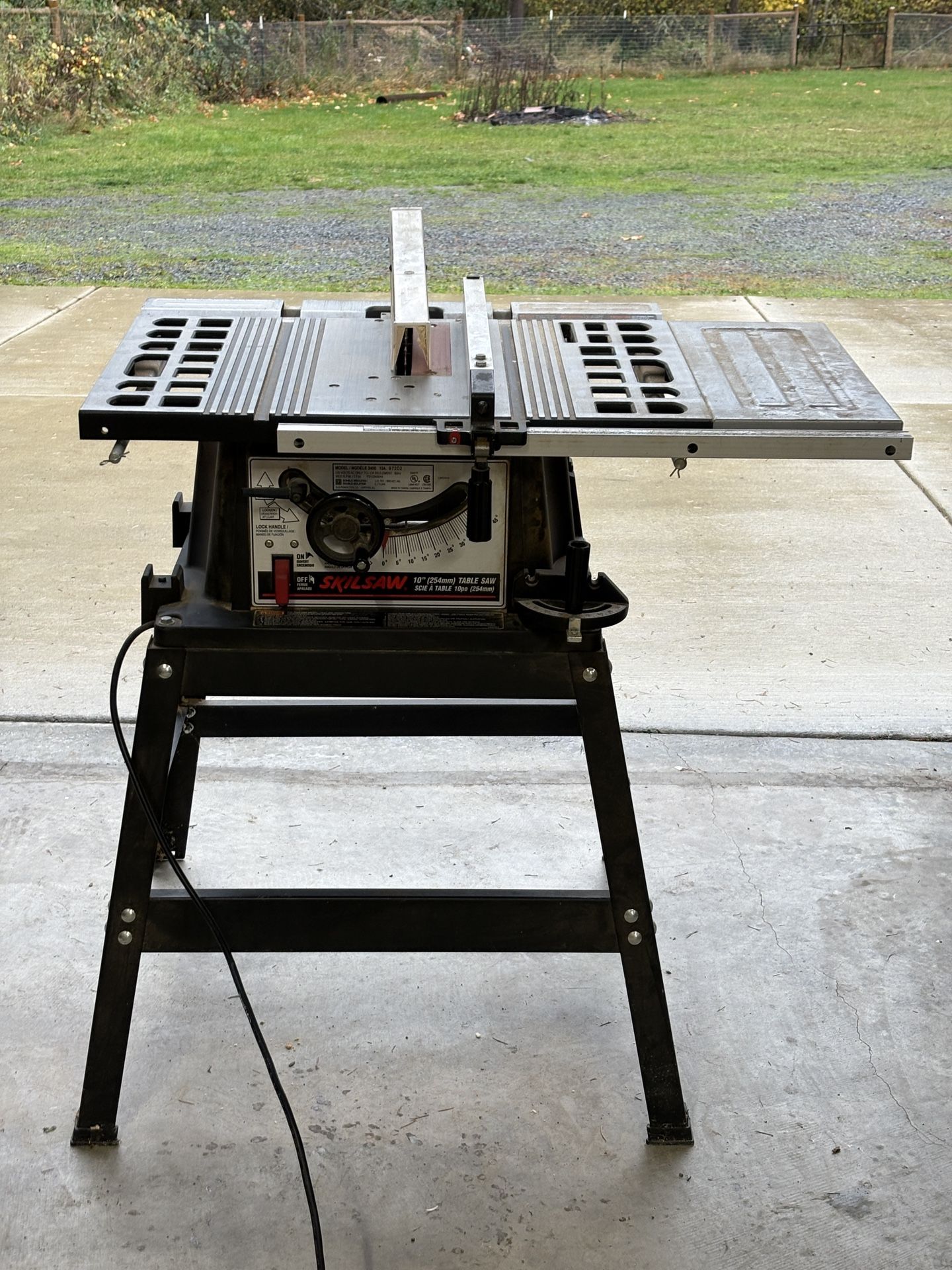 SkilSaw 10” Table Saw