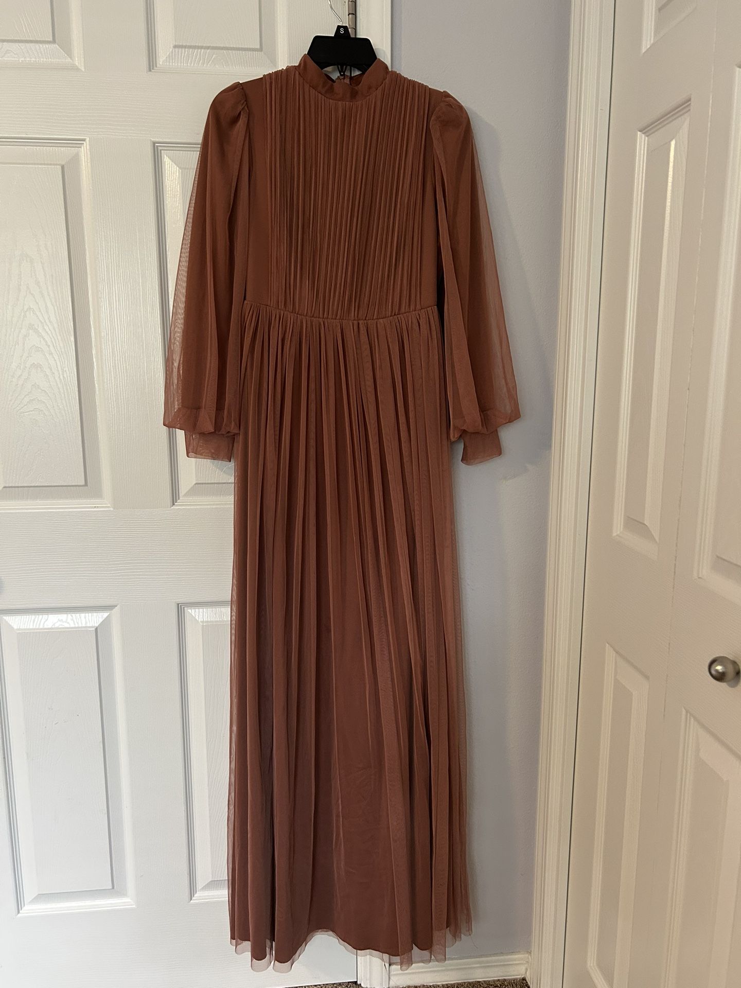 Women’s Dress Size Small
