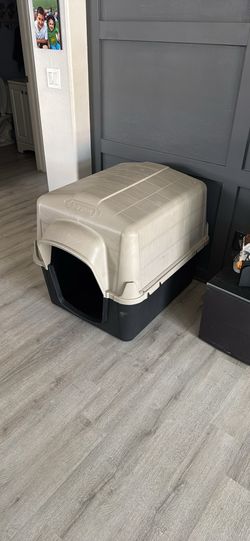 Dog house