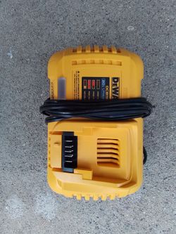 Dewalt 20v- 80v Max Rapid Charger