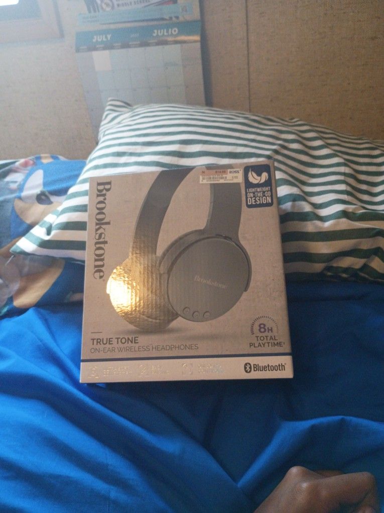 Brookstone Wireless Headphones