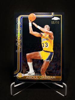 Topps Chrome Update 2026 Kareem Abdul-Jabbar Lakers #144 True Black 5/10 SSP
