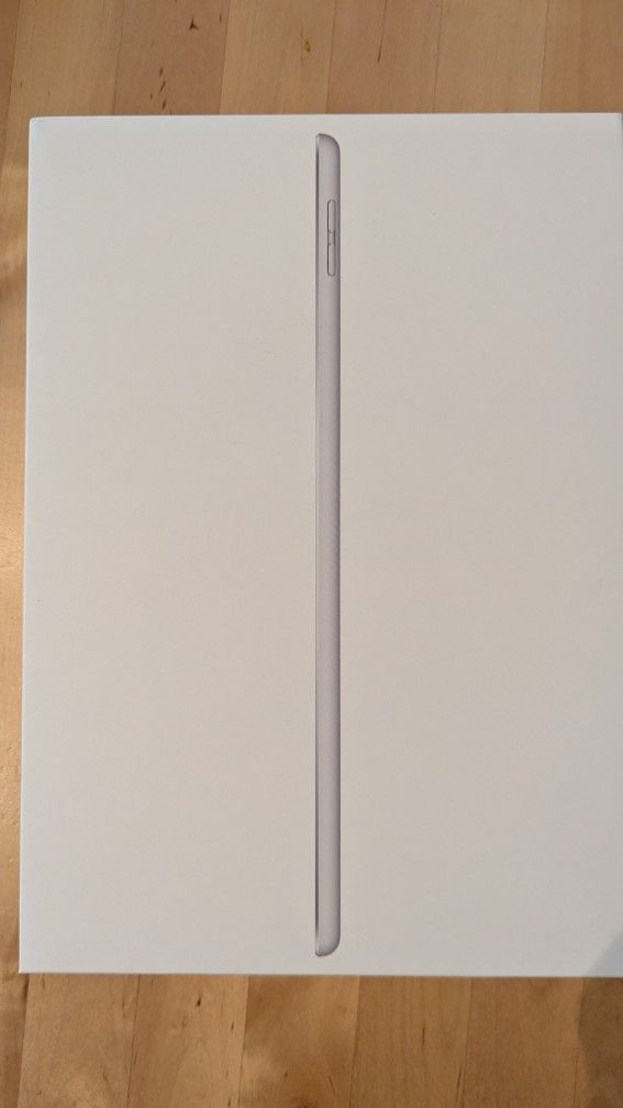 Apple iPad 8th gen 128GB Silver