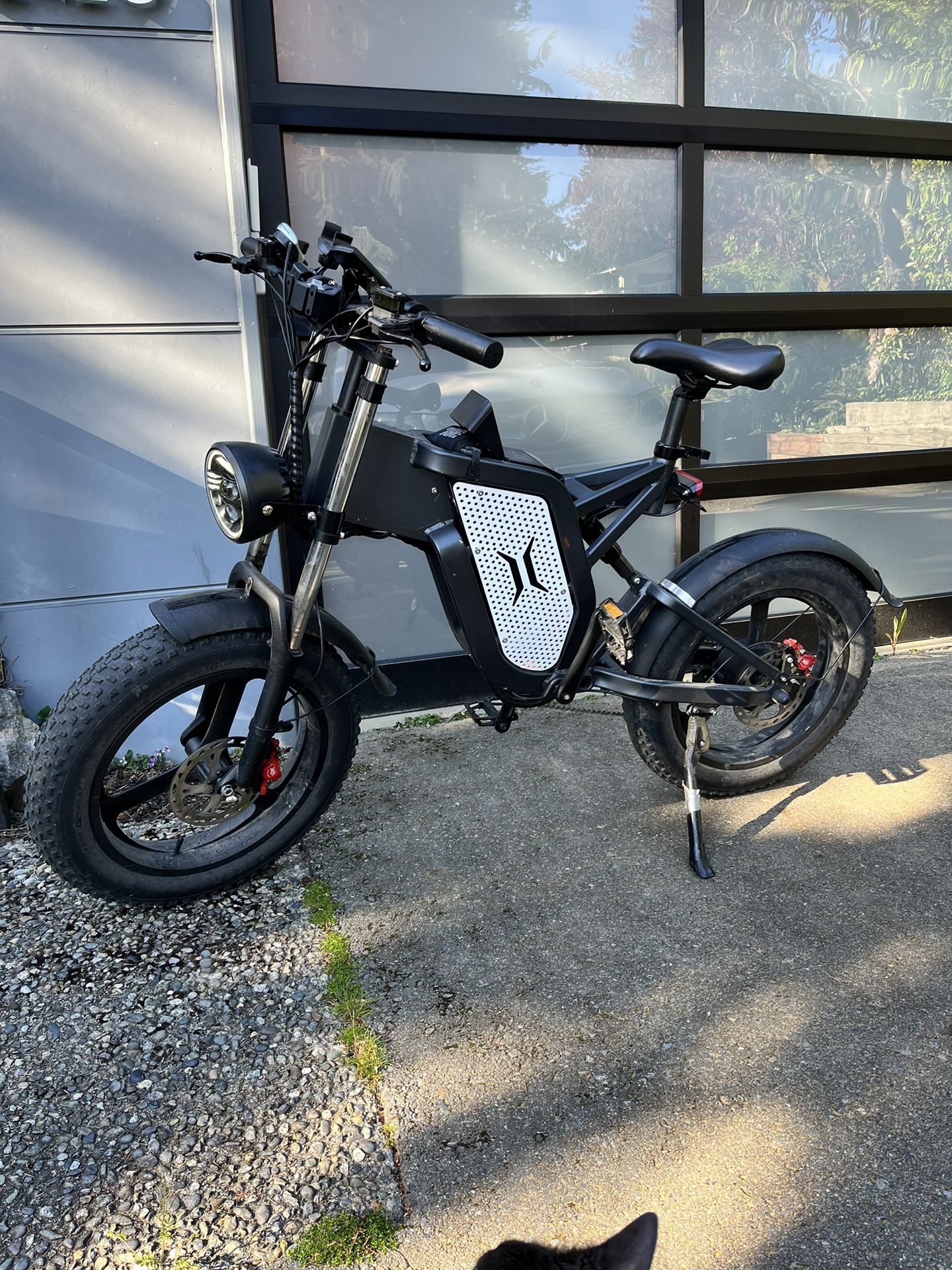  E-bike With Big Battery
