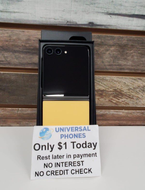 Samsung Galaxy Z Flip 5 5g  UNLOCKED . NO CREDIT CHECK $1 DOWN PAYMENT OPTION  3 Months Warranty * 30 Days Return *