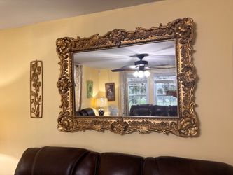 Gold mirror