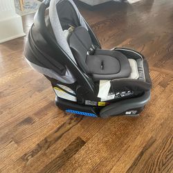 Graco Infant Seat With Seat Attachment 