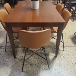 New 7 Piece Modern Dining Set 
