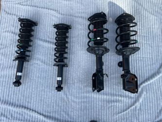 OEM Subaru Forester Complete Strut Assemblies (Front & Rear) – Fits 2019–2024 – ~5k Miles