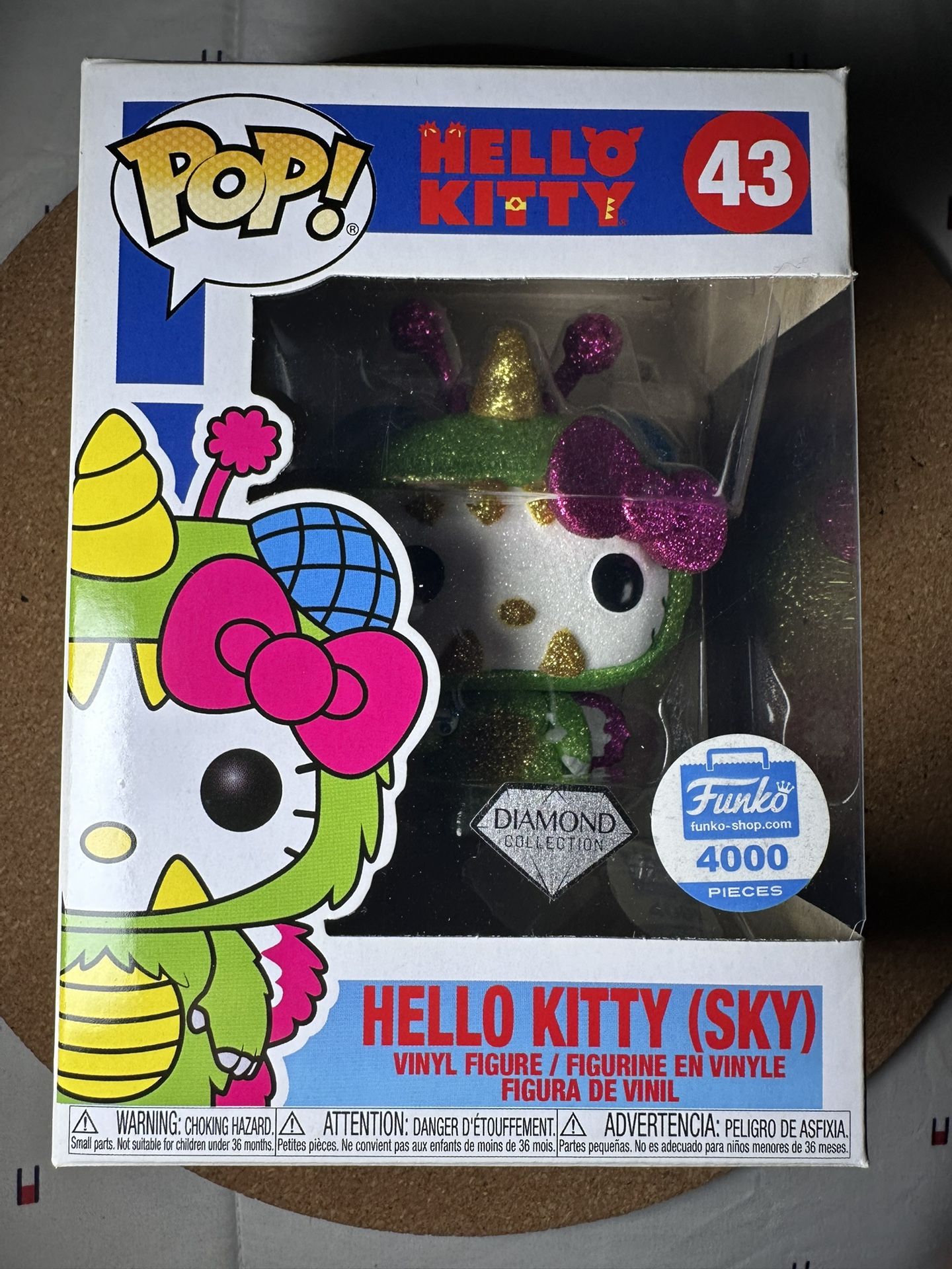 Hello Kitty (Sky) #43 Diamond Collection Funko Shop Exclusive Funko Pop LE 4000
