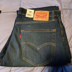Levi's 