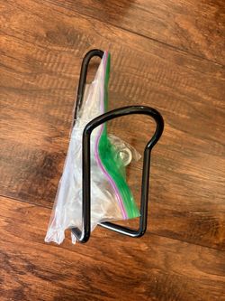 Bike mount with water bottle