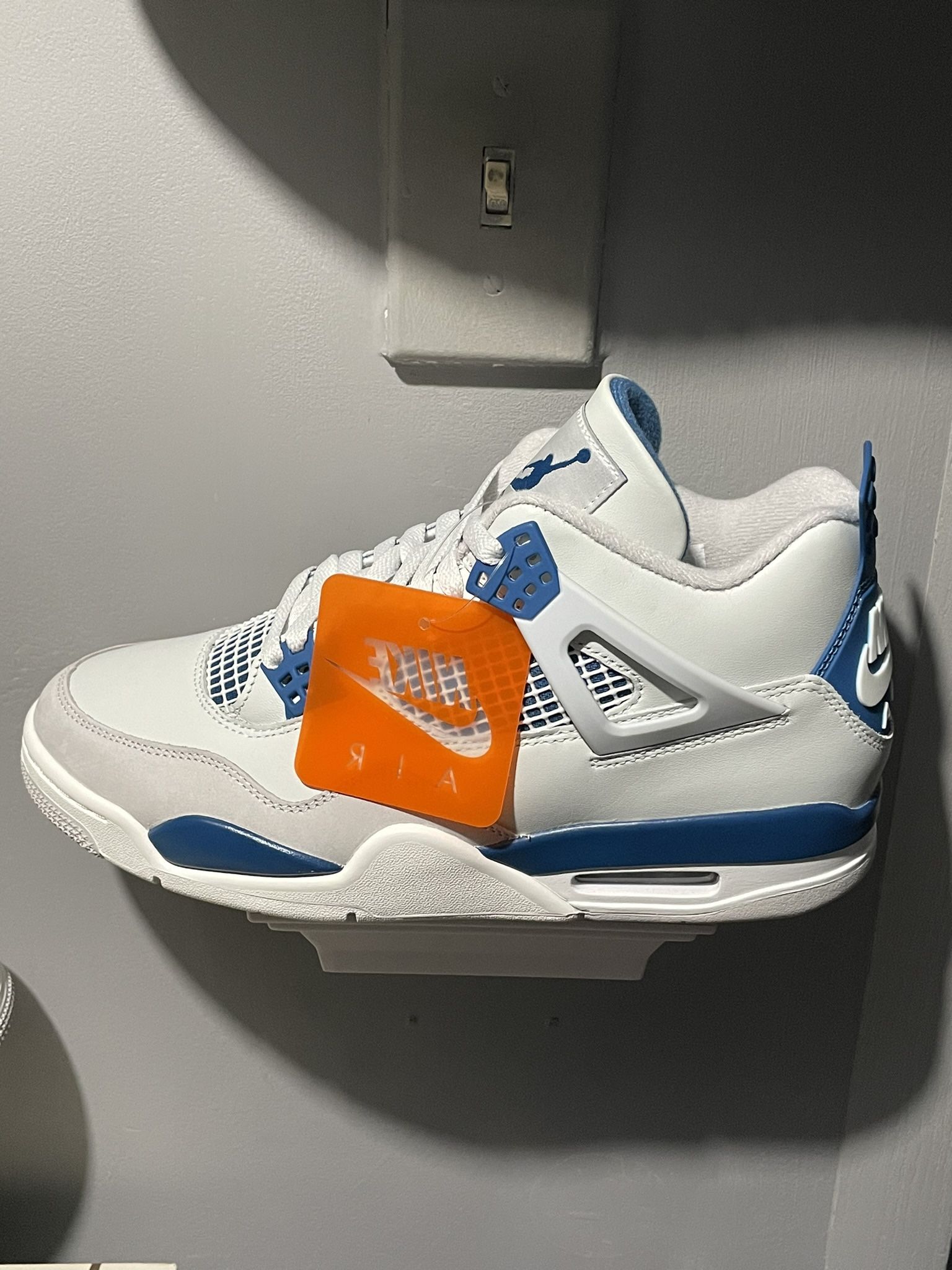 Jordan 4 Military Blue