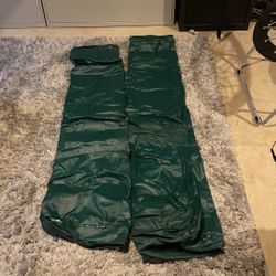 2 Twin Air mattresses Green