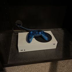 Xbox Series S good condition