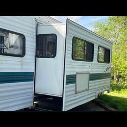 1998 Coachmen Catalina 