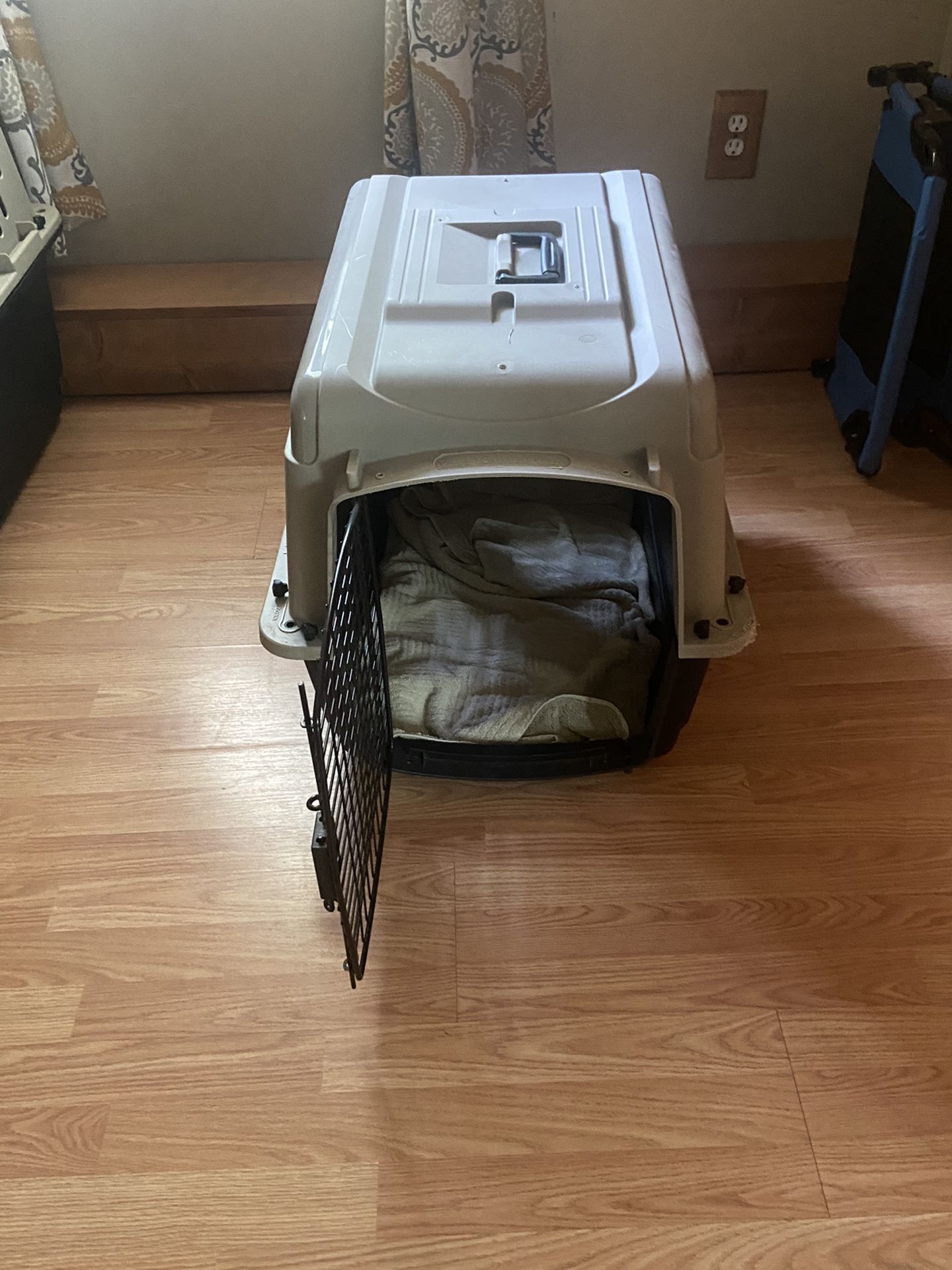 Small Dog Crate