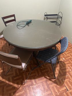 Cheap kitchen cabinets and table
