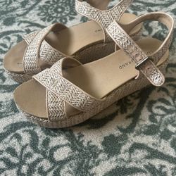 Lucky Brand Tan Wedges