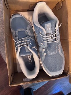 On Sneakers Men’s size US 7.5