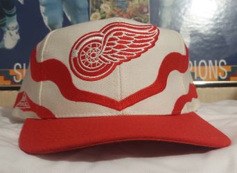 Rare Vintage 90s Red Wings ribbon hat