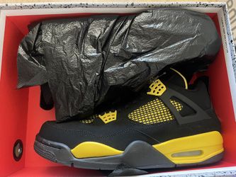 JORDAN 4’s 2012 THUNDER