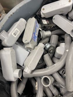 Miscellaneous electrical fittings 3/4 -1/2”