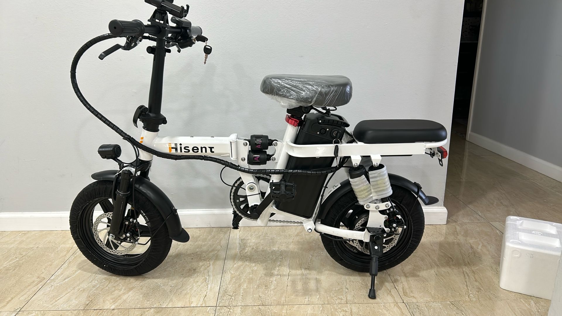740watt Compact Foldable E-bike 