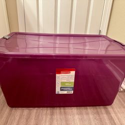 95 qt purple storage bin by Rubbermaid