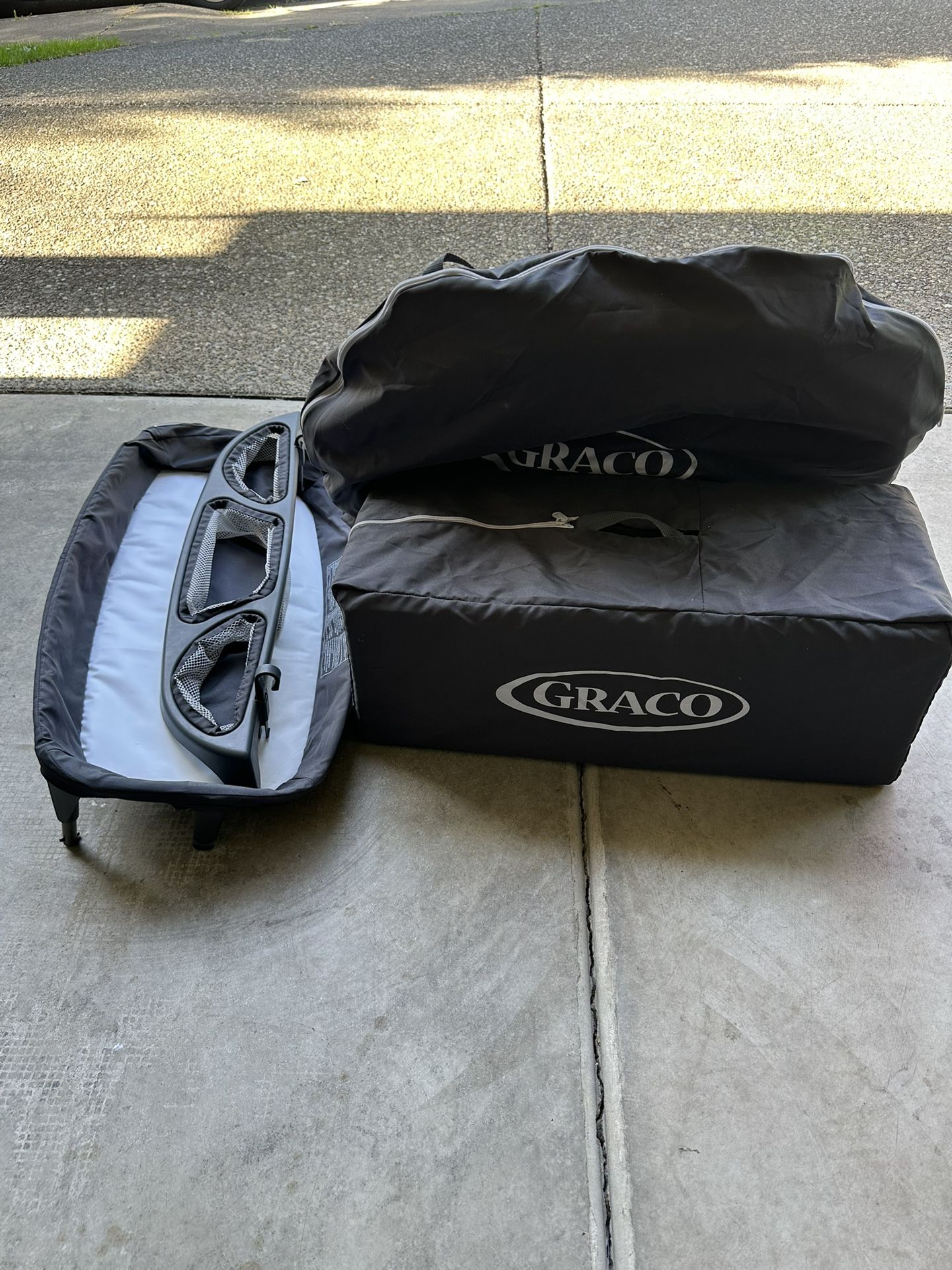Graco pack ‘n play travel dome LX