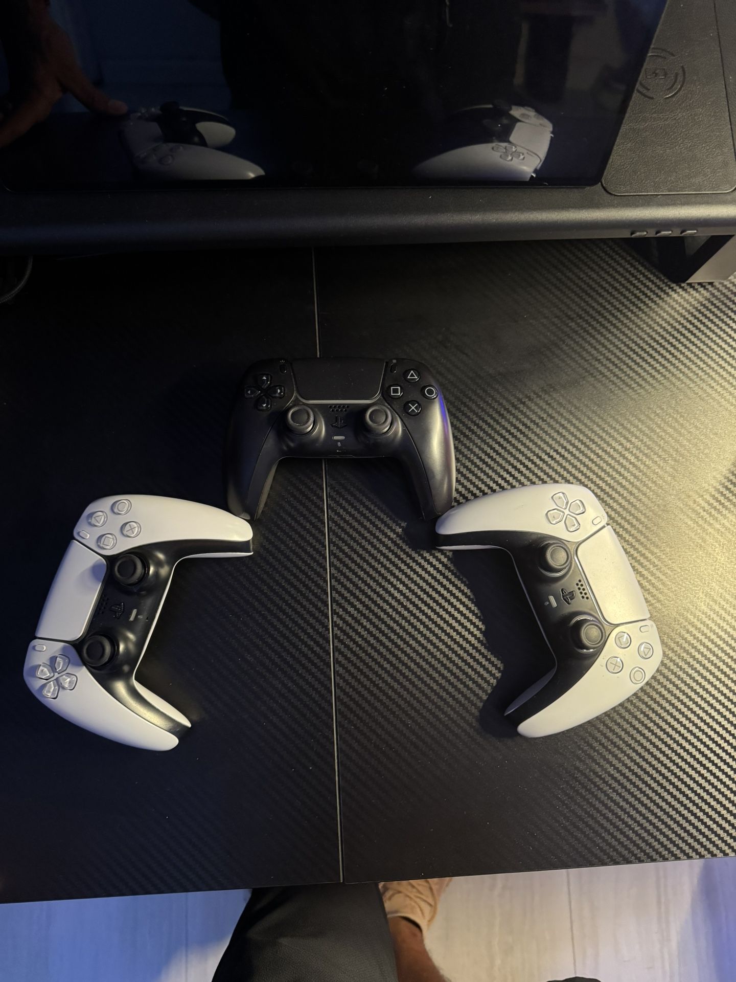 PS5 DualSense Controllers β 3 units