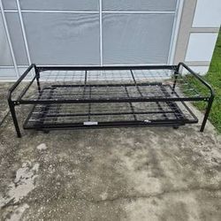 Hi Riser Daybed With Pop-up Trundle 