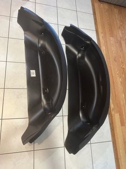 Rear wheel well liner Ford F-250 F-350