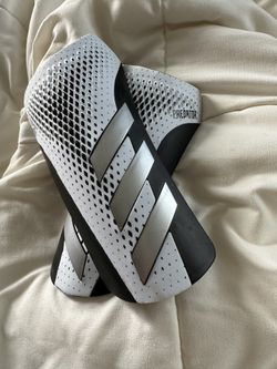 Predator Shin Guard, Size M