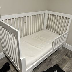Babyletto Hudson Crib/Toddler Bed Conversion Kit + Naturepedic Crib Mattress
