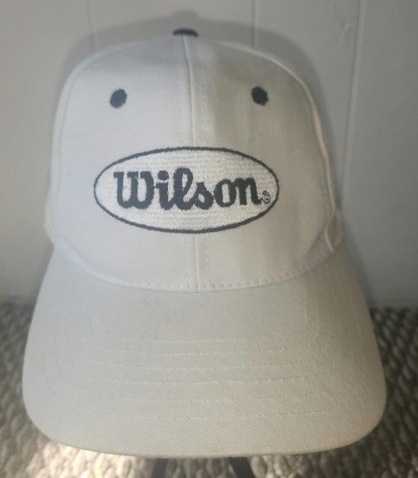 Vintage Wilson Pro Tour Golf Hat Adjustable In White